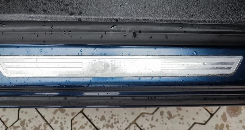 Opel Astra cena 21000 przebieg: 248365, rok produkcji 2009 z Miechów małe 211